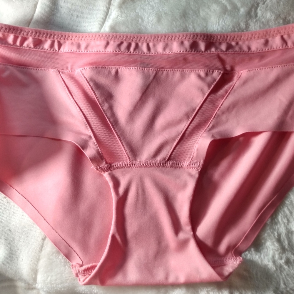 Panties - Picture 3 of 4